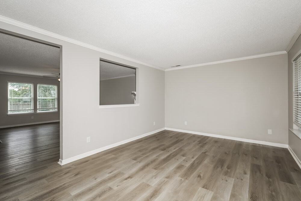 10867 Delphi Dr - Photo 5 of 16