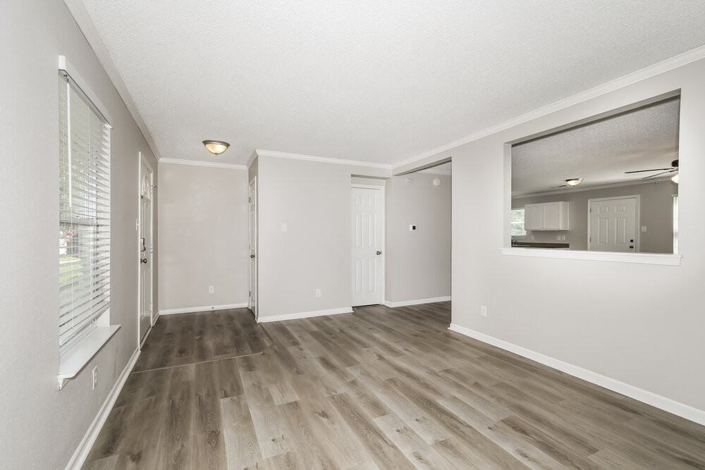 10867 Delphi Dr - Photo 6 of 16
