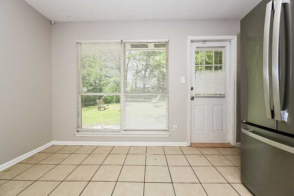 6637 Imperial Dr - Photo 7 of 16