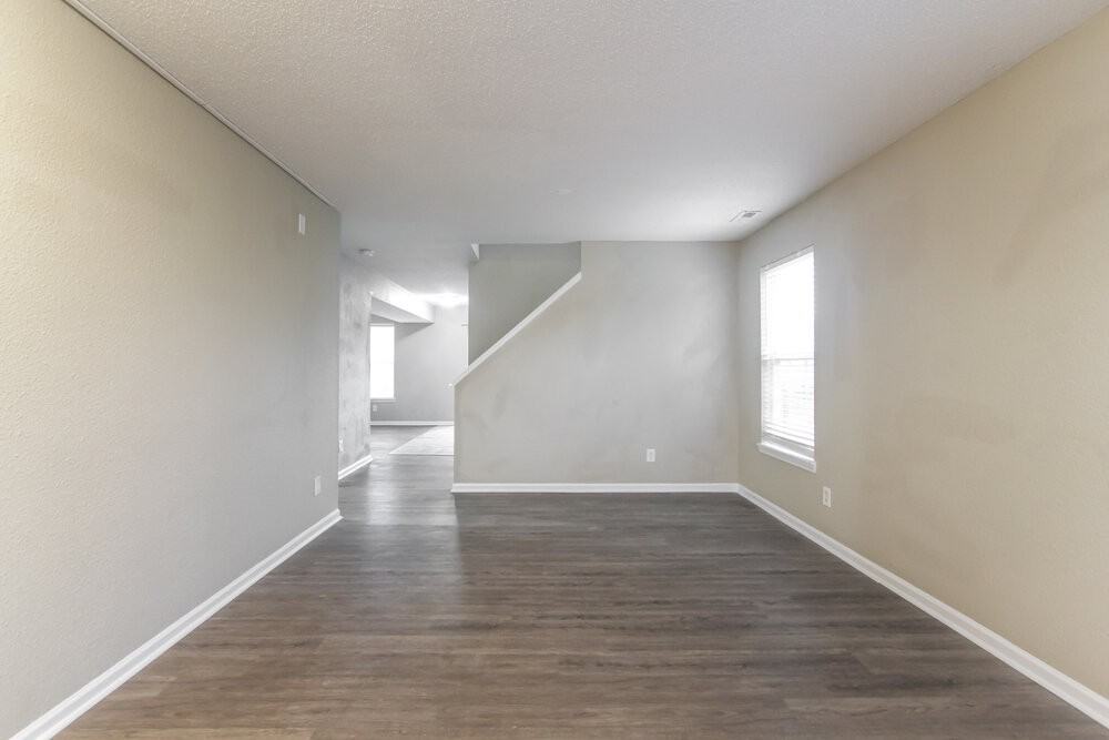 607 Sweet Creek Dr - Photo 4 of 25
