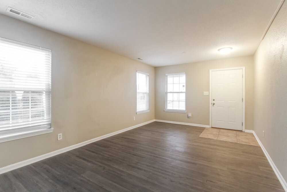 607 Sweet Creek Dr - Photo 5 of 25