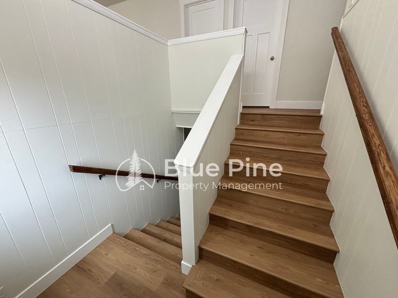 351 Yale Ave - Photo 2 of 35