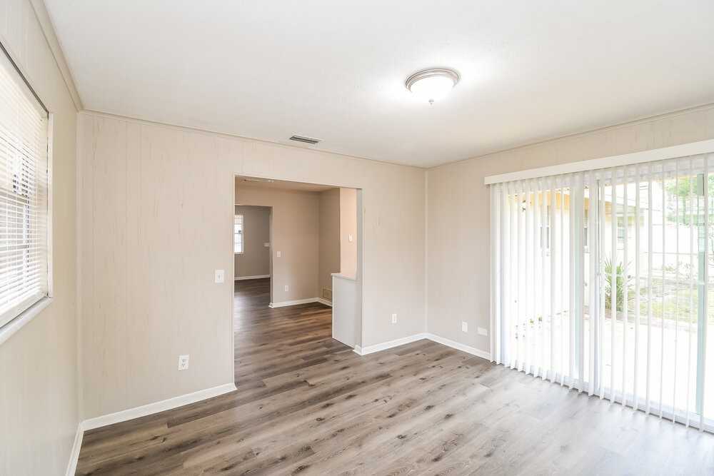 4415 Argentine Dr N - Photo 6 of 16