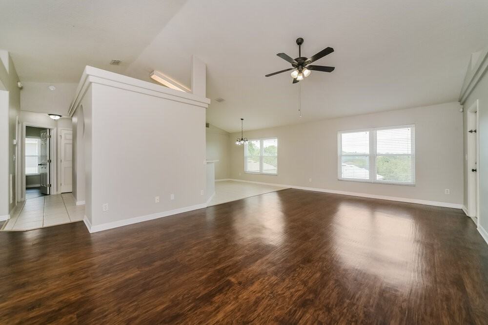 1625 Nightfall Dr - Photo 4 of 16
