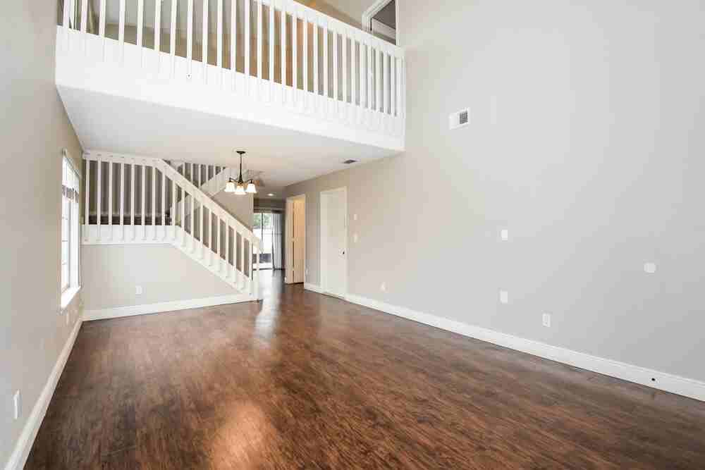1405 Timberbend Cir - Photo 6 of 20