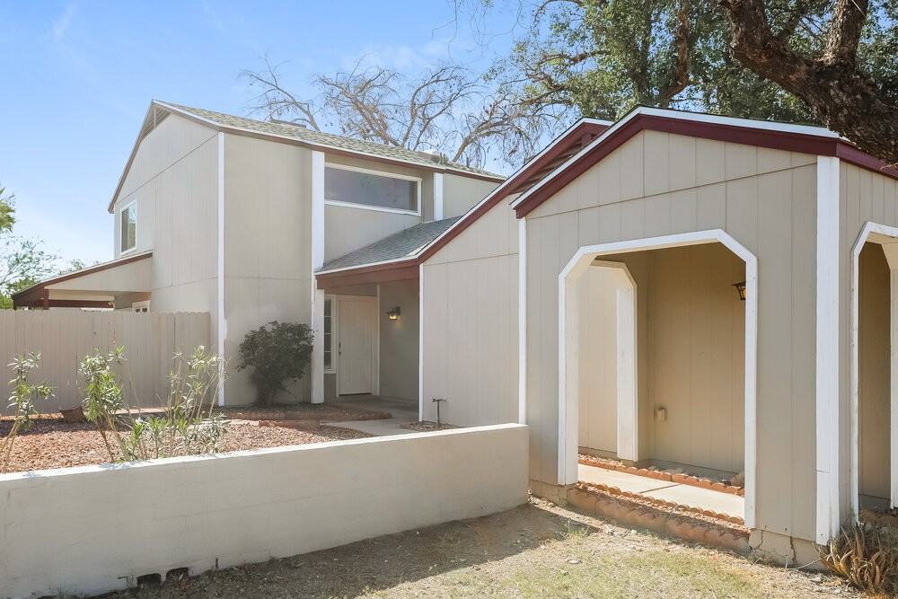 7026 S 41st Pl - Photo 4 of 20