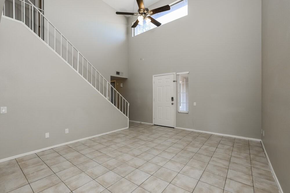 7026 S 41st Pl - Photo 7 of 20