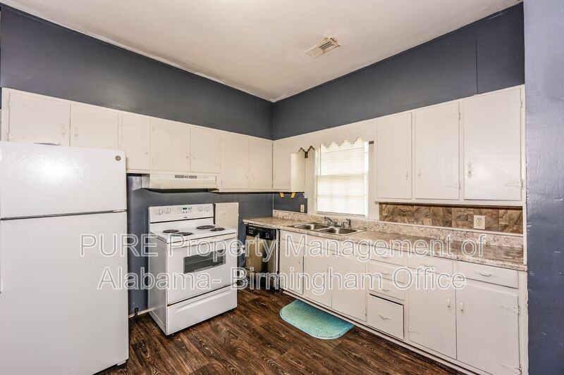 4617 Court S - Photo 7 of 21