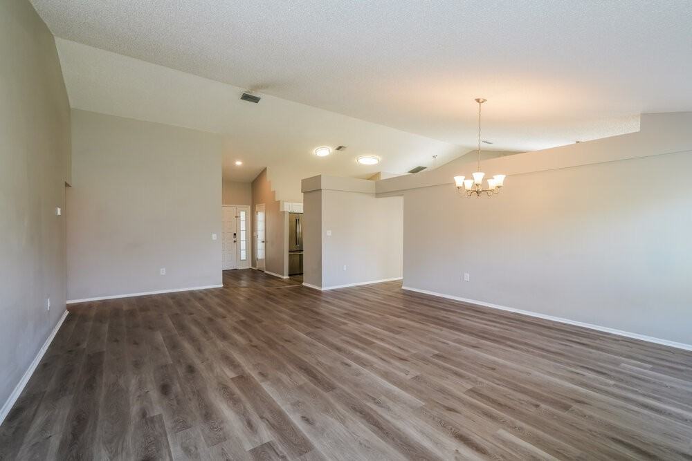1434 Lakehurst Way - Photo 4 of 16