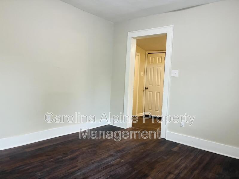 819 Buffalo St #B - Photo 5 of 13