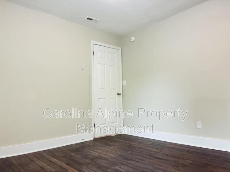 819 Buffalo St #B - Photo 7 of 13