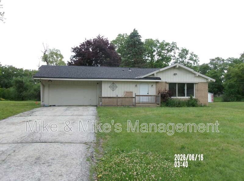 18620 Midland Pl - Photo 2 of 31