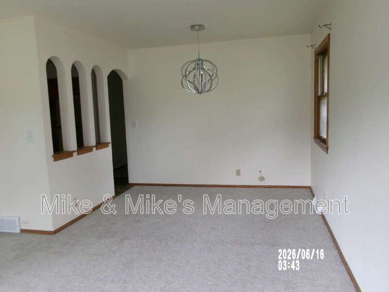 18620 Midland Pl - Photo 3 of 31