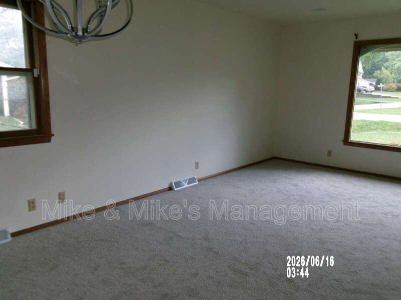 18620 Midland Pl - Photo 7 of 31