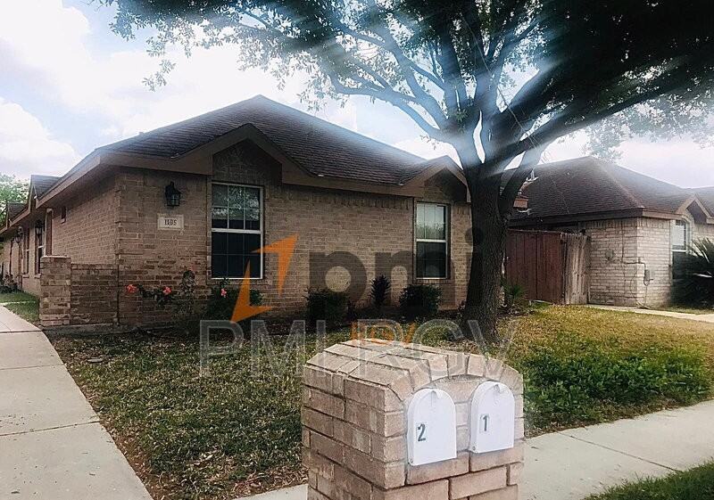 1105 S Palm Dr #4 - Photo 3 of 10