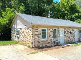 featured image of 1134 W Davidson Ave #A