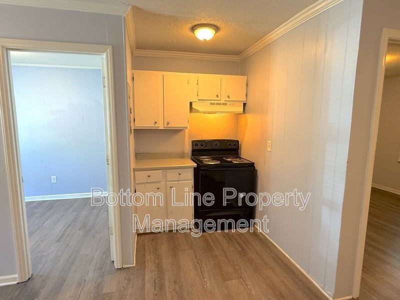 1134 W Davidson Ave #A - Photo 4 of 9
