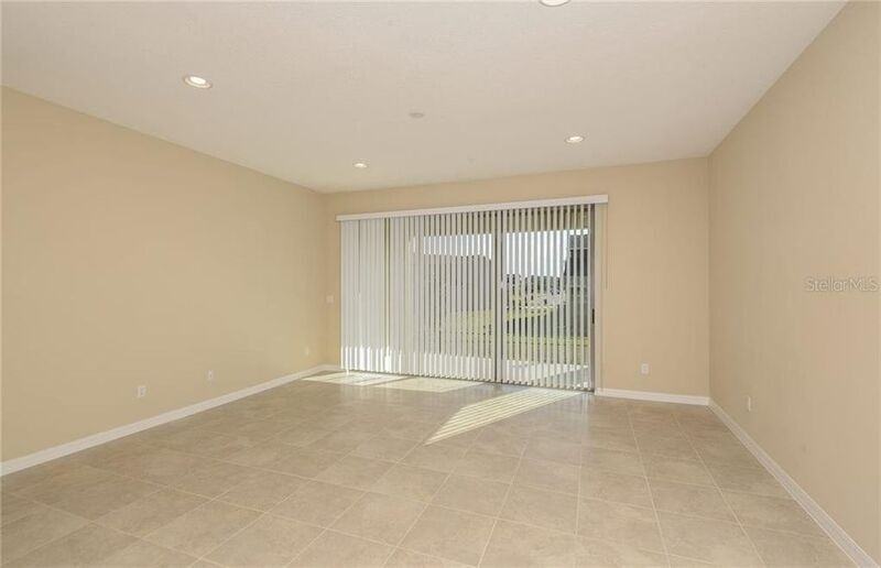 3897 Grassland Dr - Photo 3 of 7
