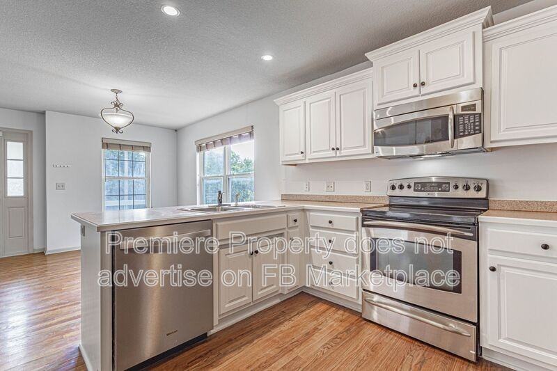 9652 Mcgee St - Photo 5 of 18