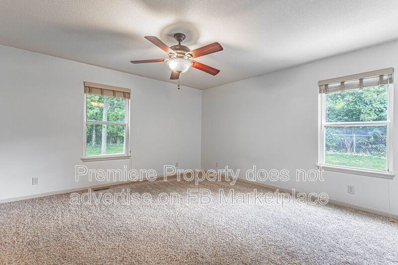 9652 Mcgee St - Photo 6 of 18