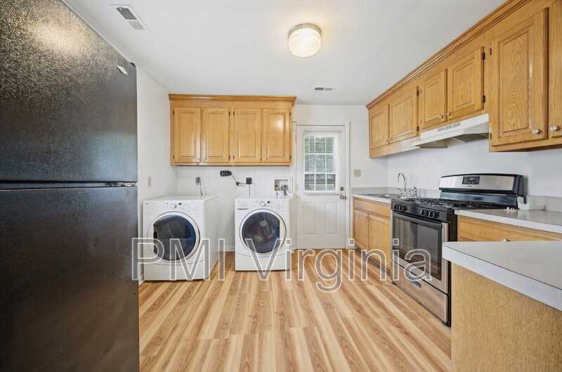 58 Radford St - Photo 6 of 21
