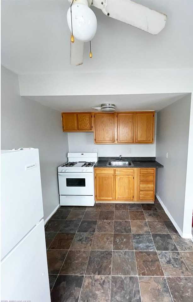 Beecher Flats - Photo 3 of 17
