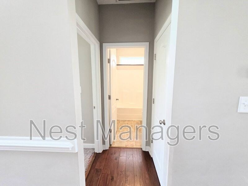 2229 Andalusian Dr - Photo 3 of 37