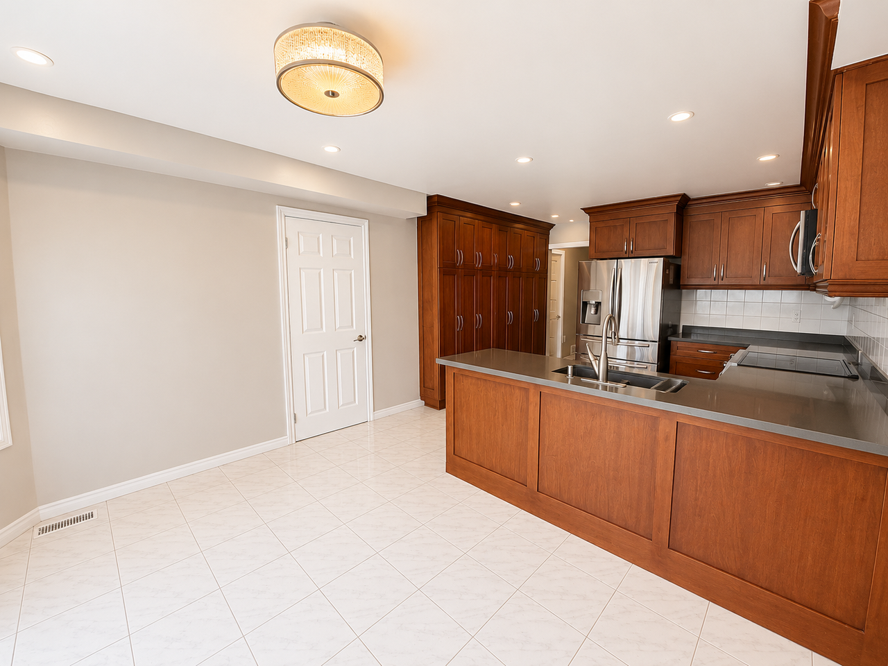 823 Deer Valley Drive - Photo 4 of 21