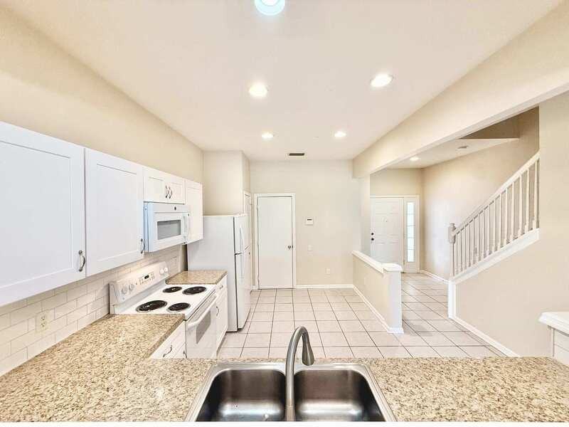 26542 Chimney Spire Ln - Photo 6 of 50