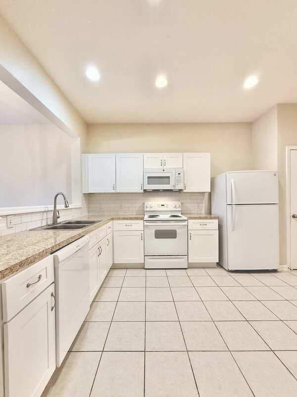26542 Chimney Spire Ln - Photo 7 of 50