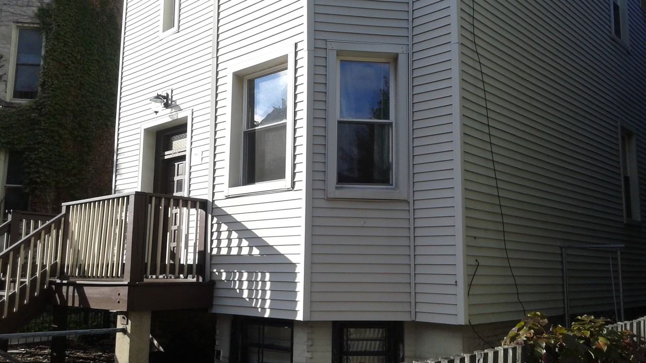 N Sheffield Ave & W Roscoe St #2 - Photo 4 of 12