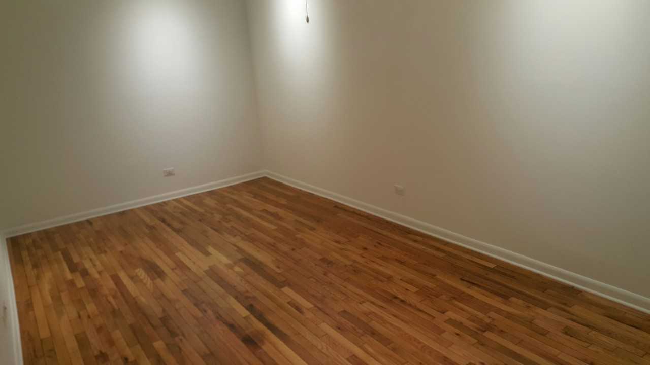 N Sheffield Ave & W Roscoe St #2 - Photo 5 of 12