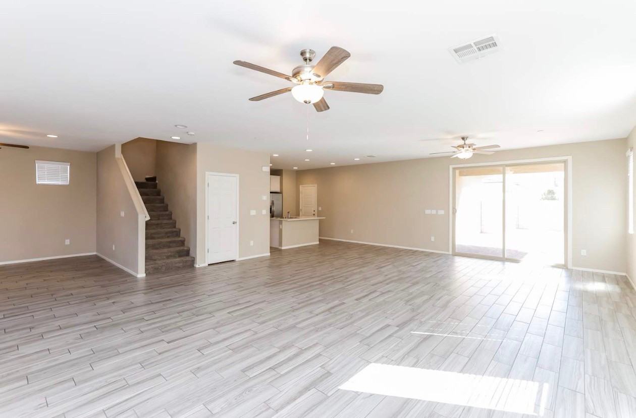 398 Gracious Way - Photo 4 of 8