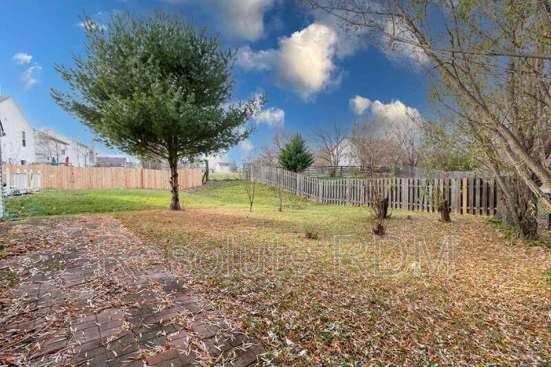 11968 Locus Ln - Photo 5 of 30