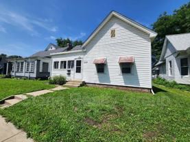 1130 N 8th St #B - Photo 1 of 1