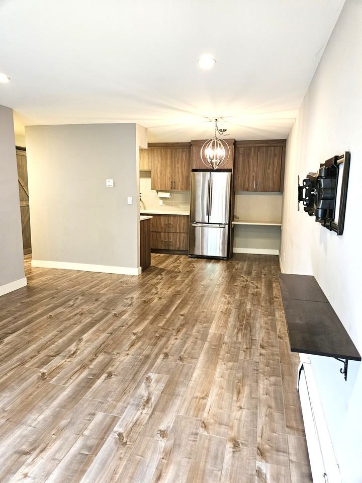 428 Agnes Street #208 - Photo 6 of 12