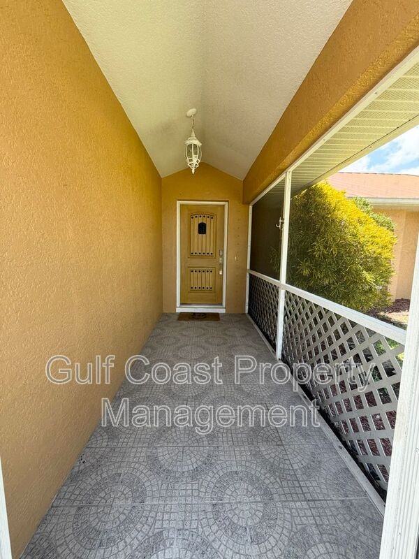 27019 Shanahan Ln - Photo 4 of 46