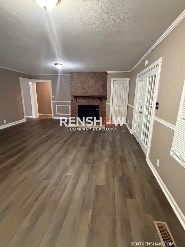 1222 N 28th Ave - Photo 4 of 27