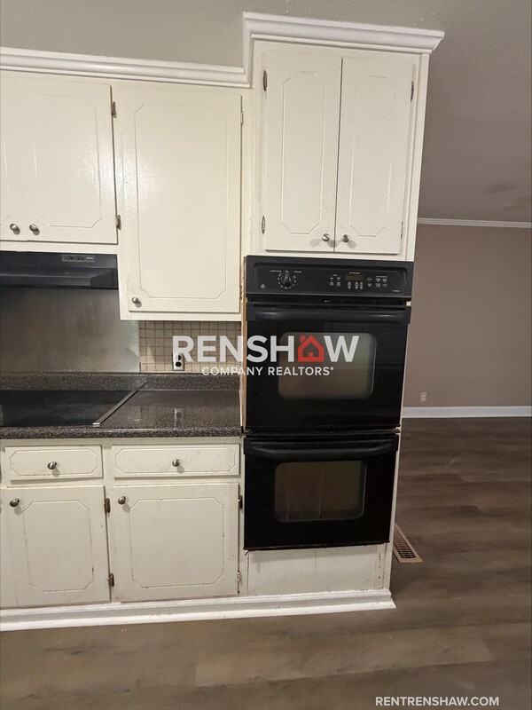 1222 N 28th Ave - Photo 7 of 27