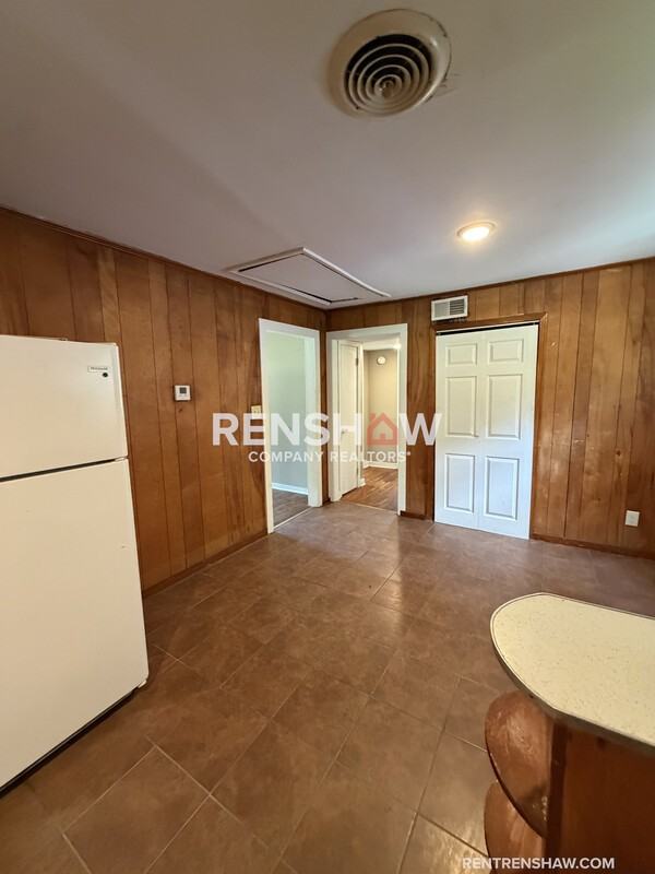 1816 E Mitchell St - Photo 5 of 18