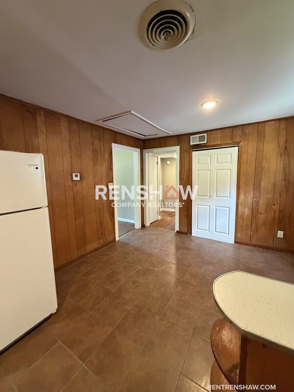 1816 E Mitchell St - Photo 6 of 18
