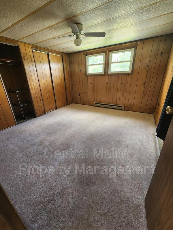 400 Friendship Rd - Photo 4 of 14
