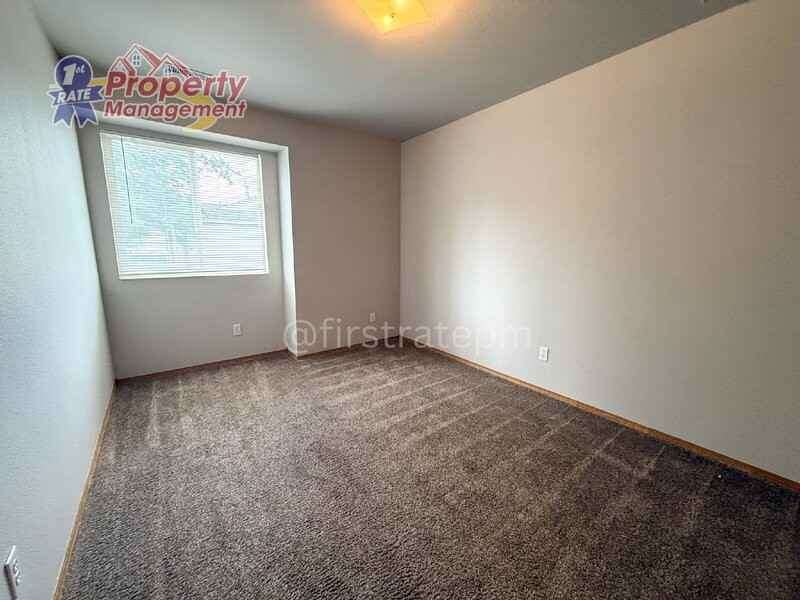 4850 W Blodgett Ln #202 - Photo 7 of 19