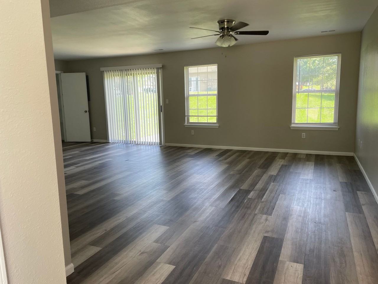 Cross Creek Villas - Photo 2 of 28