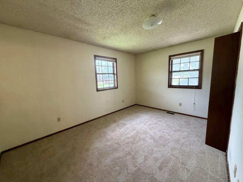 3423 Harvard Rd - Photo 5 of 8