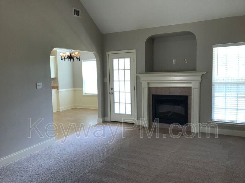 978 Arbor Springs Cir - Photo 4 of 13