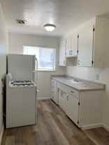 3300-3302 Del Monte Ave - Photo 1 of 1