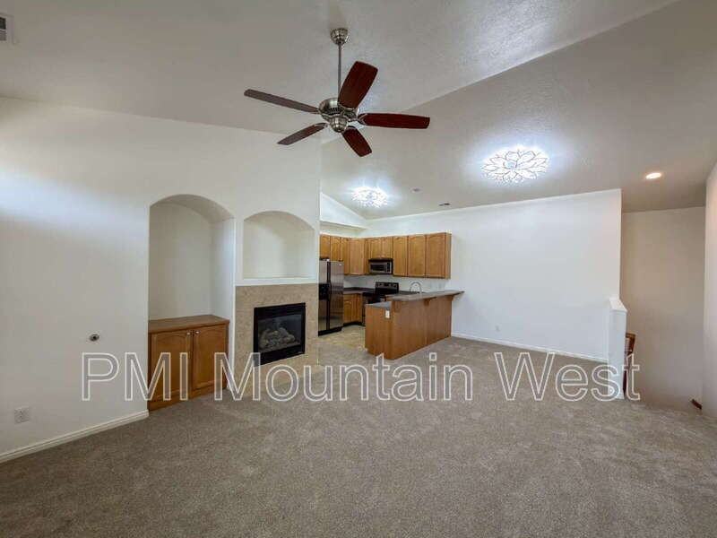 443 Kent Dr - Photo 7 of 25