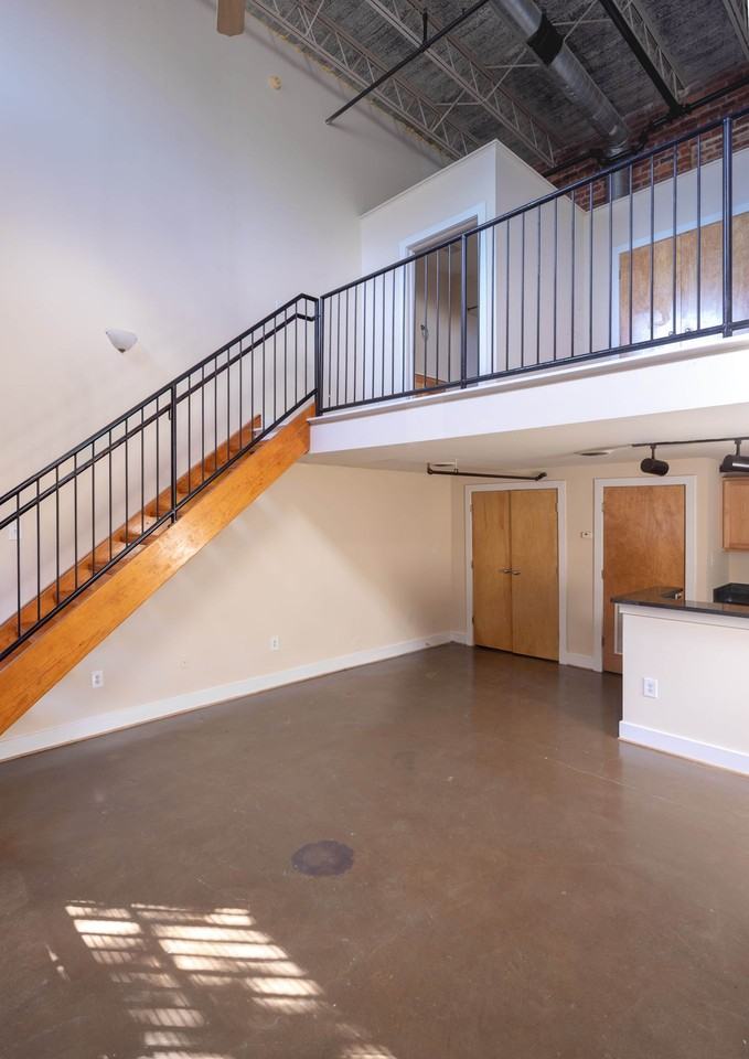 Cornish Brewery Apartment Homes - Photo 6 of 10