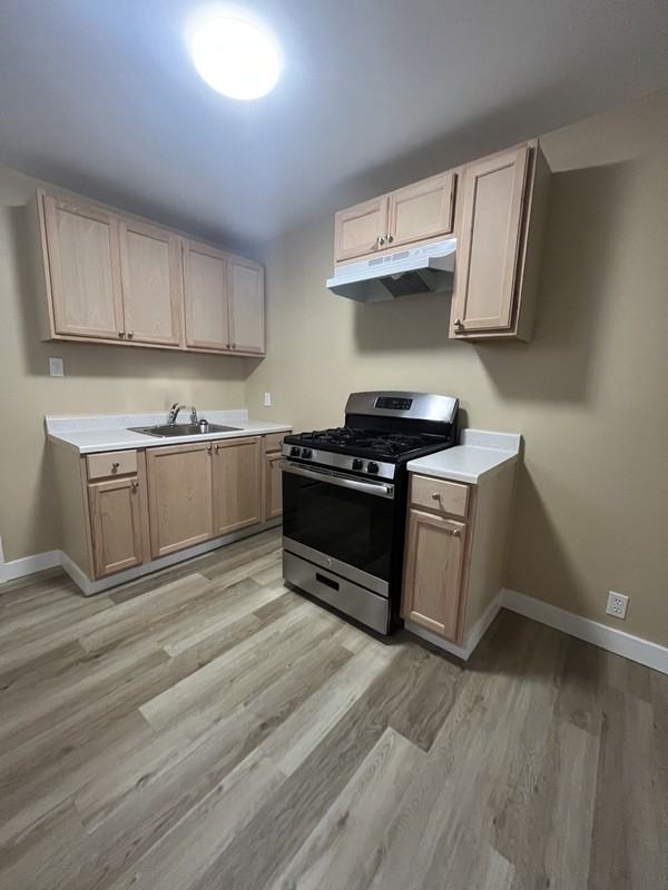 1936 Tasker St - Photo 6 of 16